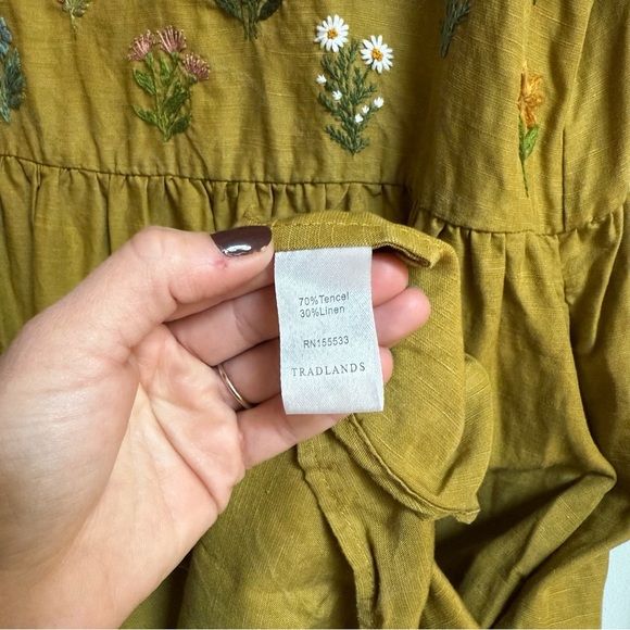 Hand-Embroidered Tradlands Nico Dress | XS - Picture 7 of 10